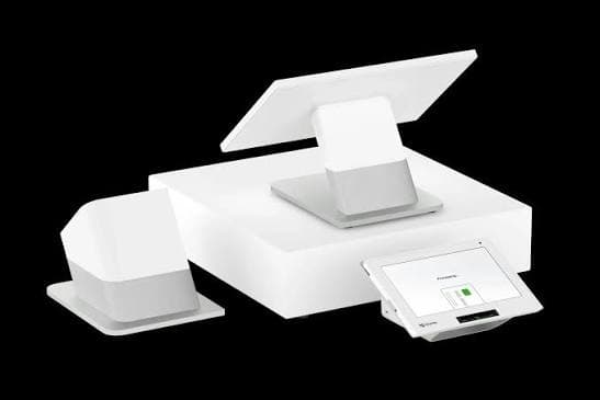 Clover countertop trio